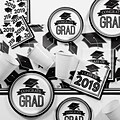 Creative Converting Black and White 2019 Graduation Party Supplies Kit (DTCBKWHT2E)