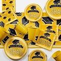 Creative Converting Yellow 2019 Graduation Party Supplies Kit (DTCSBYLW2E)