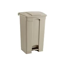 Safco Indoor Step Trash Can, Tan Plastic, 23 Gal. (9923TN)