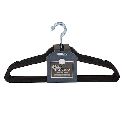 Simplify 10 Super Slim Velvet Huggable Hangers in Black