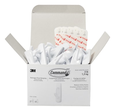 Command Medium Utility Hooks, White, 37 Hooks (17001-S37NA)