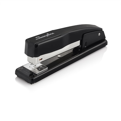 Swingline Desktop Stapler, 20-Sheet Capacity, Staples Included, Black (44401)