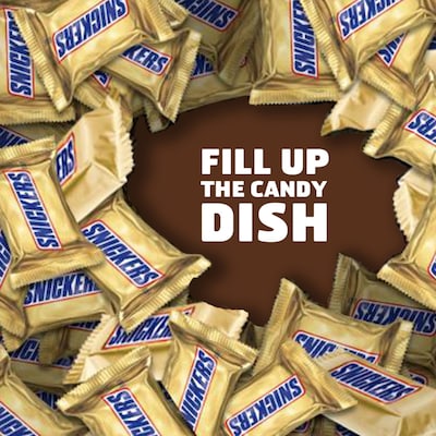 Snickers Minis Size Chocolate Candy Bars 4.4 oz Bag, Pack of 12 (MMM01502)