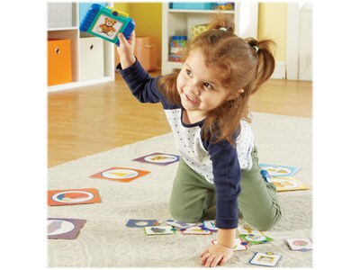 Learning Resources See & Snap Picture Hunt, Assorted Colors, 46 Pieces/Set (LER3062)