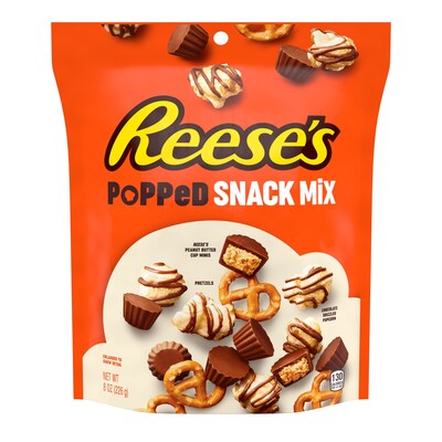 REESES Popped Snack Mix Pouch, 8 oz., 6 Count (21466)