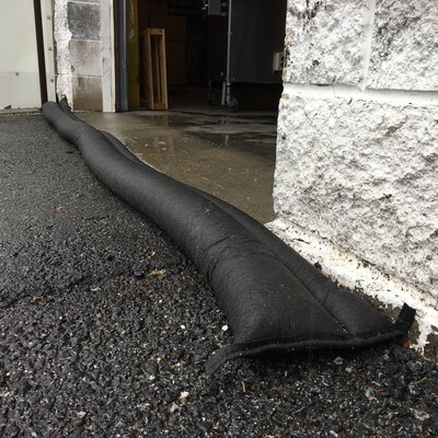 Quick Dam Flood Barriers, 3.5" x 17' (QD617-1)