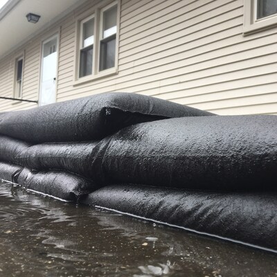 Quick Dam Flood Bags 12" x 24", 20/Box (QD1224-20)