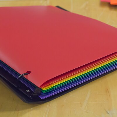 JAM Paper 2-Pocket Plastic Folders, Multicolored, Assorted Primary Colors, 6/Pack (382EHPASTPR)