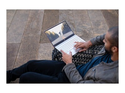 HP ENVY 13-ba0010nr 13.3" Notebook, Intel i7, 8GB Memory, 256GB SSD, Windows 10 (9LL47UA#ABA)